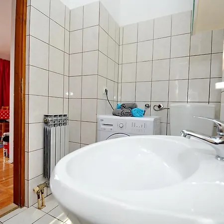 Seka Apartment *