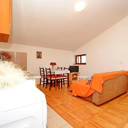 Seka Apartment *